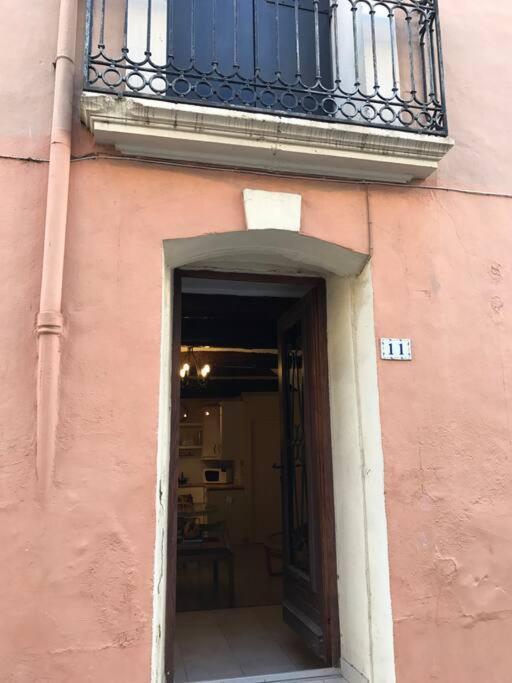 Historic French Townhouse Saint-Thibéry Exterior foto